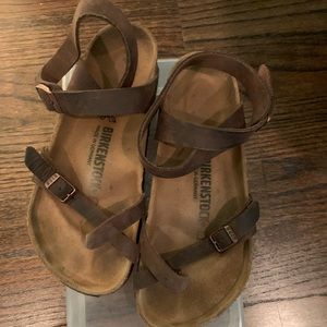 Birkenstock: Yara sandals in Habana color